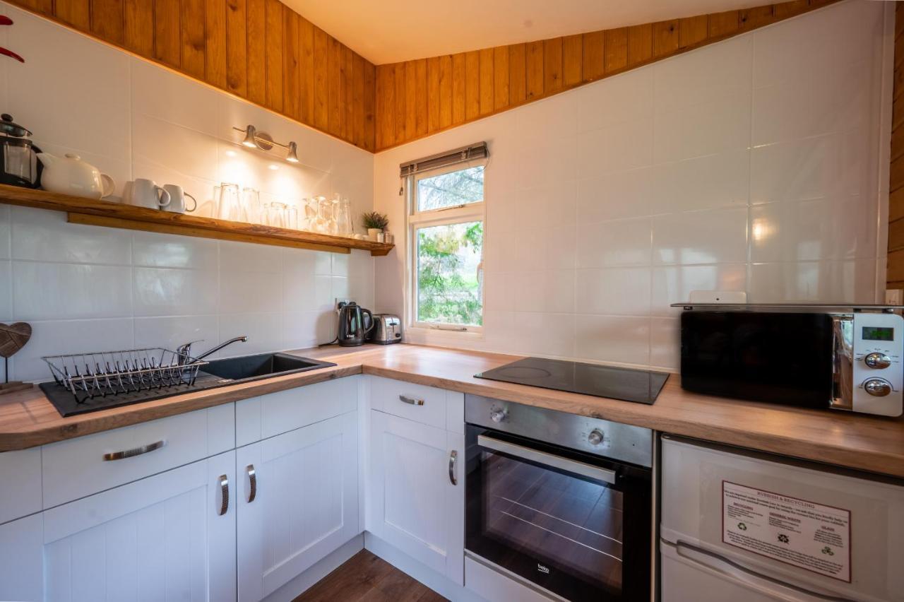 Ancarraig Lodges Drumnadrochit Exterior photo